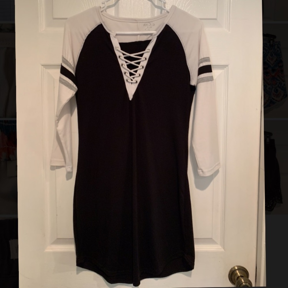 Almost Famous black and white dress